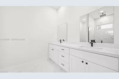 840 Guinne Ln, Lehigh Acres, FL 33974 - Photo 24