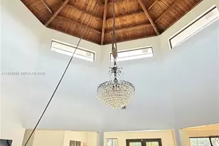 18901 SW 50th St, Southwest Ranches, FL 33332 - Photo 6