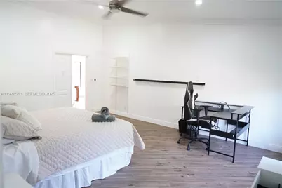 18901 SW 50th St, Southwest Ranches, FL 33332 - Photo 20