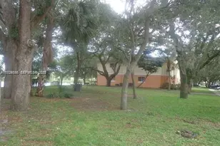 3670 N 56th Ave, Hollywood, FL 33021 - Photo 10