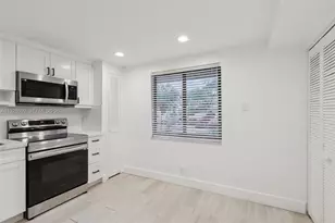 30 Chestnut Cir, Cooper City, FL 33026 - Photo 14