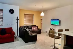 290 NW 109th Ave, Miami, FL 33172 - Photo 4