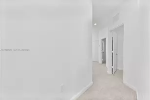 2498 SE 25th Ct, Homestead, FL 33035 - Photo 16