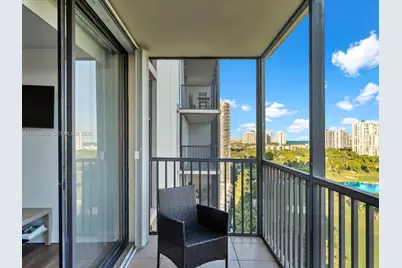 20335 W Country Club Dr #1608, Aventura, FL 33180 - Photo 24