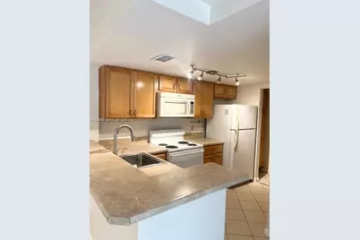 10709 Cleary Blvd #105, Plantation, FL 33324 - Photo 1