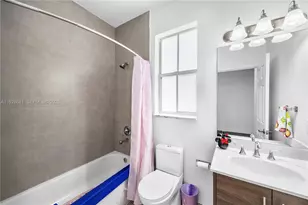 10470 NW 69th Terrace, Doral, FL 33178 - Photo 60