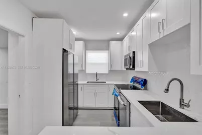 1041 NE 169th St, Miami, FL 33162 - Photo 22