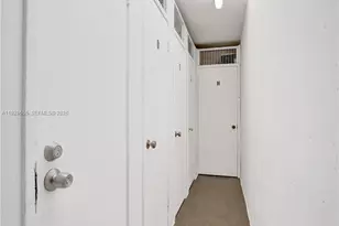 19707 Turnberry Way, Aventura, FL 33180 - Photo 38