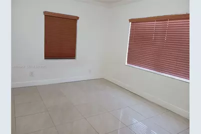 650 SW 44th Ct, Miami, FL 33134 - Photo 4