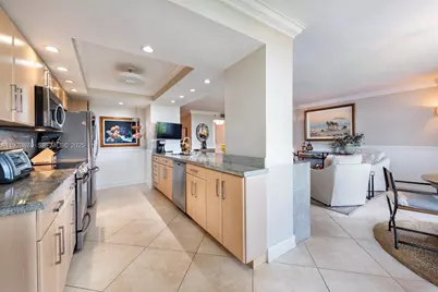 4000 Towerside Ter #1005, Miami, FL 33138 - Photo 1