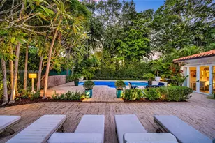 607 Melaleuca Ln, Miami, FL 33137 - Photo 48