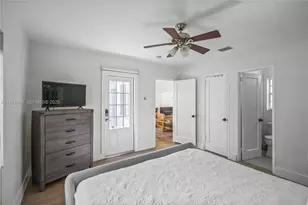 9500 N Miami Ave, Miami Shores, FL 33150 - Photo 12