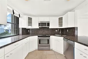 385 Poinciana Dr, Sunny Isles Beach, FL 33160 - Photo 6