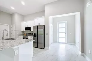 313 Hermosa Ave, Lehigh Acres, FL 33974 - Photo 4