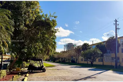 2820 NE 201st Ter #F217, Aventura, FL 33180 - Photo 6