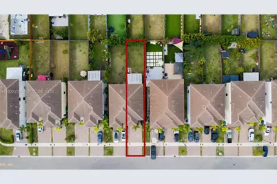 25532 SW 108th Ave, Homestead, FL 33032 - Photo 2