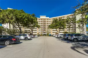 3090 N Course Dr, Pompano Beach, FL 33069 - Photo 1
