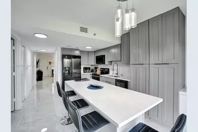 9470 Tangerine Pl #207, Davie, FL 33324 - Photo 8