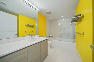 460 NE 28th St, Miami, FL 33137 - Photo 24