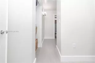 3600 NE 170th St, North Miami Beach, FL 33160 - Photo 18
