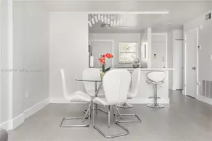 3600 NE 170th St, North Miami Beach, FL 33160 - Photo 10