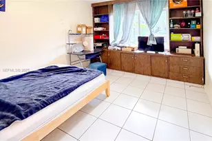 1101 NE 191st St, Miami, FL 33179 - Photo 22