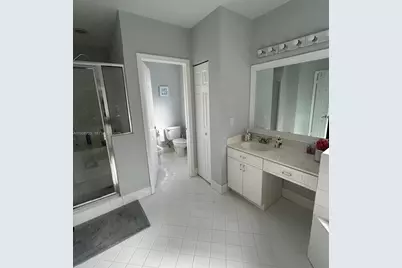 11308 NW 58th Ter, Doral, FL 33178 - Photo 14