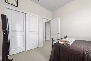 1030 Eucalyptus Dr, Hollywood, FL 33021 - Photo 18