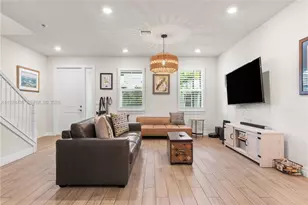 1030 Eucalyptus Dr, Hollywood, FL 33021 - Photo 6