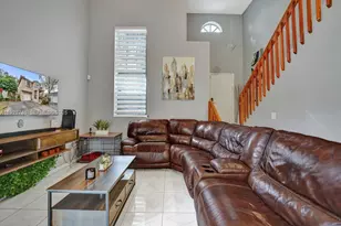 805 NW 98th Ave, Plantation, FL 33324 - Photo 6