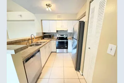 1721 Village Blvd #305, West Palm Beach, FL 33409 - Photo 2