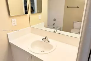 1721 Village Blvd, West Palm Beach, FL 33409 - Photo 16