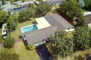 8265 SW 149th Dr, Palmetto Bay, FL 33158 - Photo 2