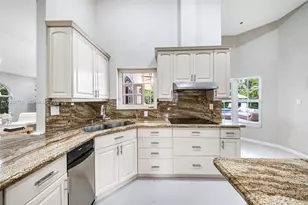 1033 Almeria Ave, Coral Gables, FL 33134 - Photo 38