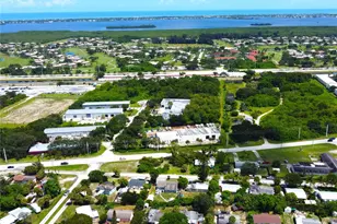 720 2nd Pl SW, Vero Beach, FL 32962 - Photo 12