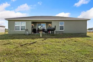 3019 Honeywood Rd, Labelle, FL 33935 - Photo 18