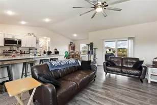 3019 Honeywood Rd, Labelle, FL 33935 - Photo 4