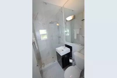 1000 Meridian Ave #23, Miami Beach, FL 33139 - Photo 6