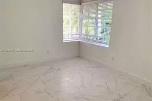 1000 Meridian Ave, Miami Beach, FL 33139 - Photo 8