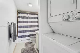 5570 NW 44th St, Lauderhill, FL 33319 - Photo 24