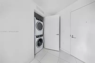 851 NE 1st Ave #1700, Miami, FL 33132 - Photo 26