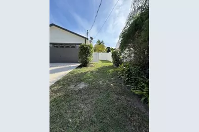 938 SW Durham Ter, Port Saint Lucie, FL 34953 - Photo 4