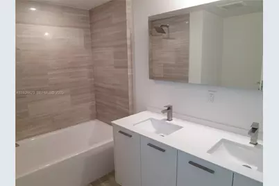 1300 Brickell Bay Dr #1100, Miami, FL 33131 - Photo 4