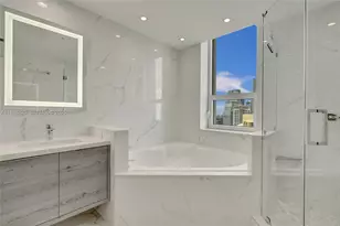 848 Brickell Key Dr, Miami, FL 33131 - Photo 36