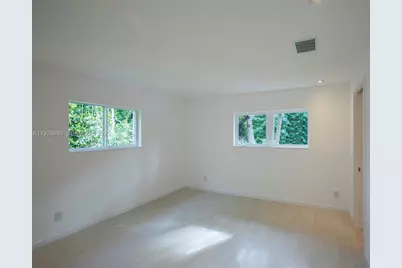 145 S Prospect Dr, Coral Gables, FL 33133 - Photo 20