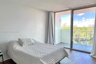 1300 NE Miami Gardens Dr, Miami, FL 33179 - Photo 12