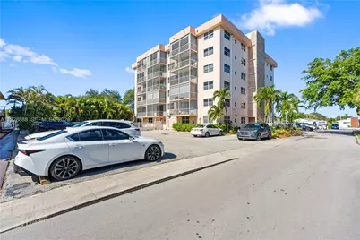 1830 Dixieanna St #503, Hollywood, FL 33020 - Photo 38