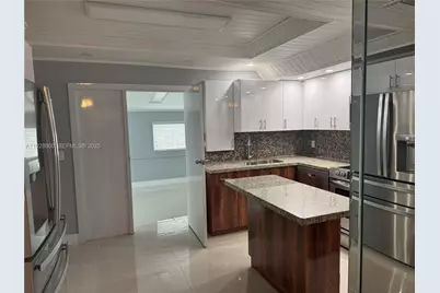 881 Hialeah Dr, Hialeah, FL 33010 - Photo 6