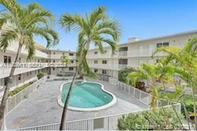 1895 Venice Park Dr #A12, Miami, FL 33181 - Photo 12