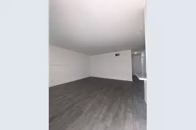 1895 Venice Park Dr #B10, Miami, FL 33181 - Photo 1